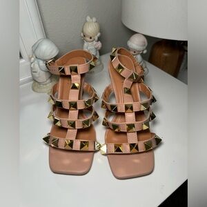 Nicole Miller New York Studded Pink Sandals with Gold Accents.
